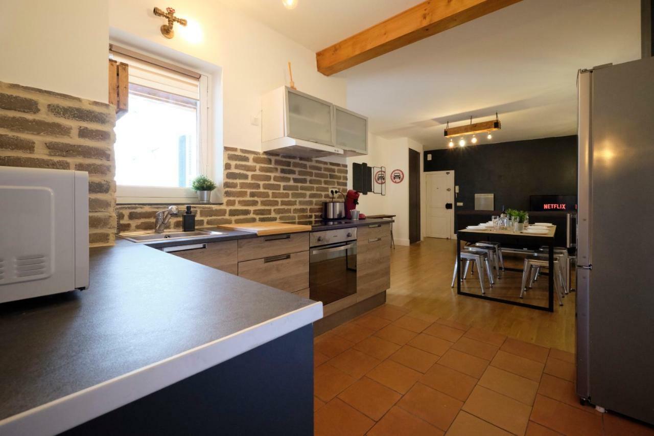 Melina - Appartement Dans Les Remparts De La Bastide Avec Parking Et Terrasse Carcassonne Exteriör bild