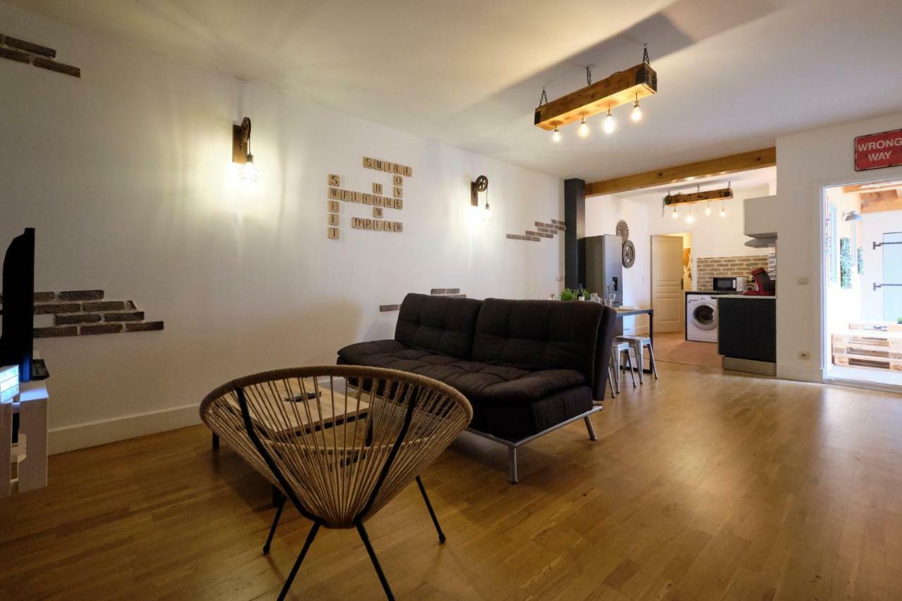 Melina - Appartement Dans Les Remparts De La Bastide Avec Parking Et Terrasse Carcassonne Exteriör bild