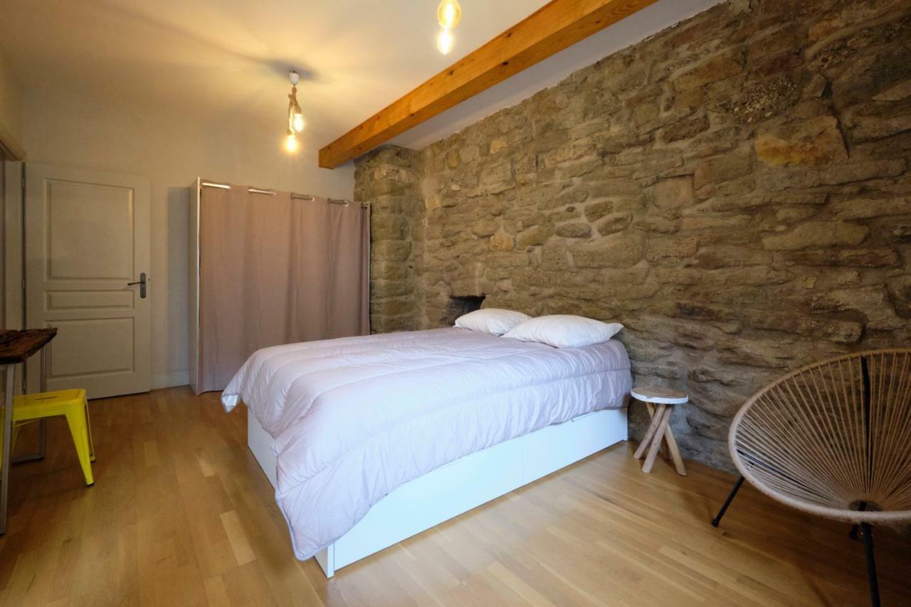 Melina - Appartement Dans Les Remparts De La Bastide Avec Parking Et Terrasse Carcassonne Exteriör bild
